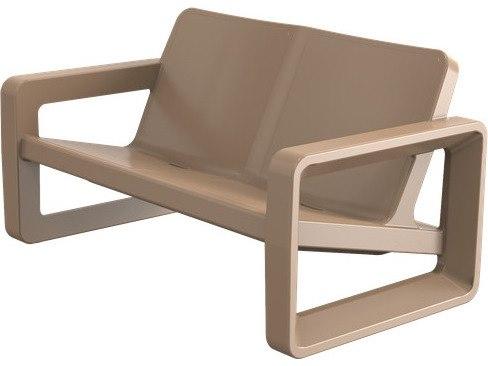 Deck Taupe Resin Loveseat