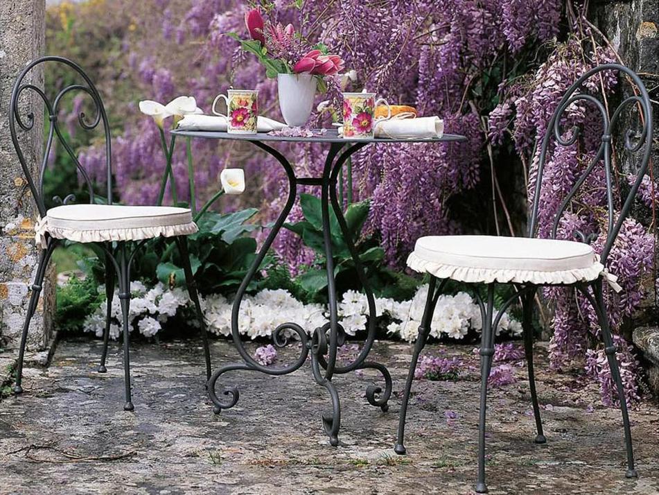 UnoPiu Aurora Patio Bistro Set