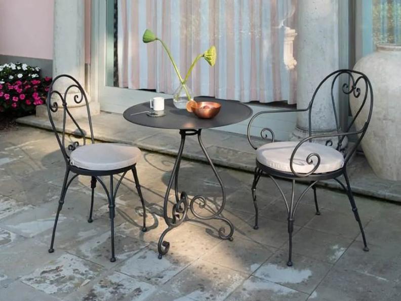 UnoPiu Aurora Patio Bistro Set