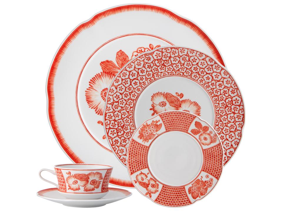 Coralina 5 Piece Place Setting by Oscar de la Renta Floral Porcelain