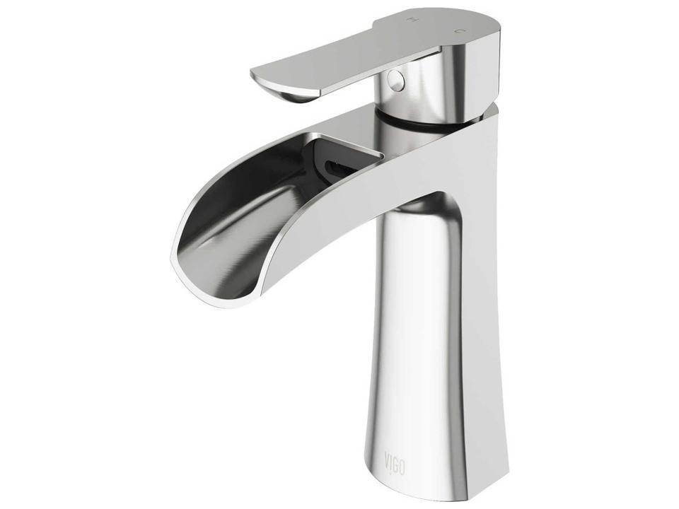 Paloma Single Handle Single Hole Bathroom Faucet in Brushed Nickel