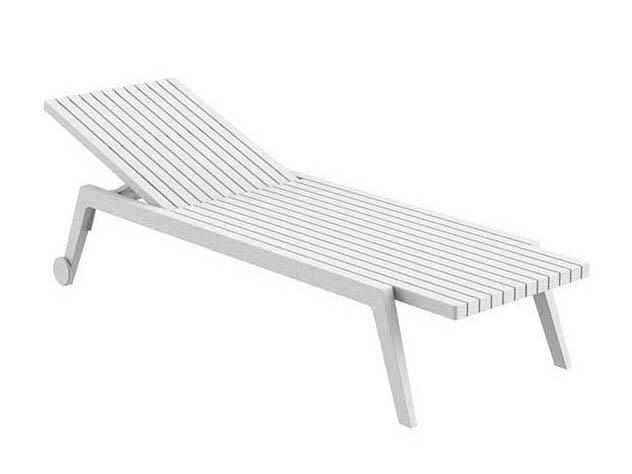 Spritz White Matte Resin Chaise Lounge Set of 2