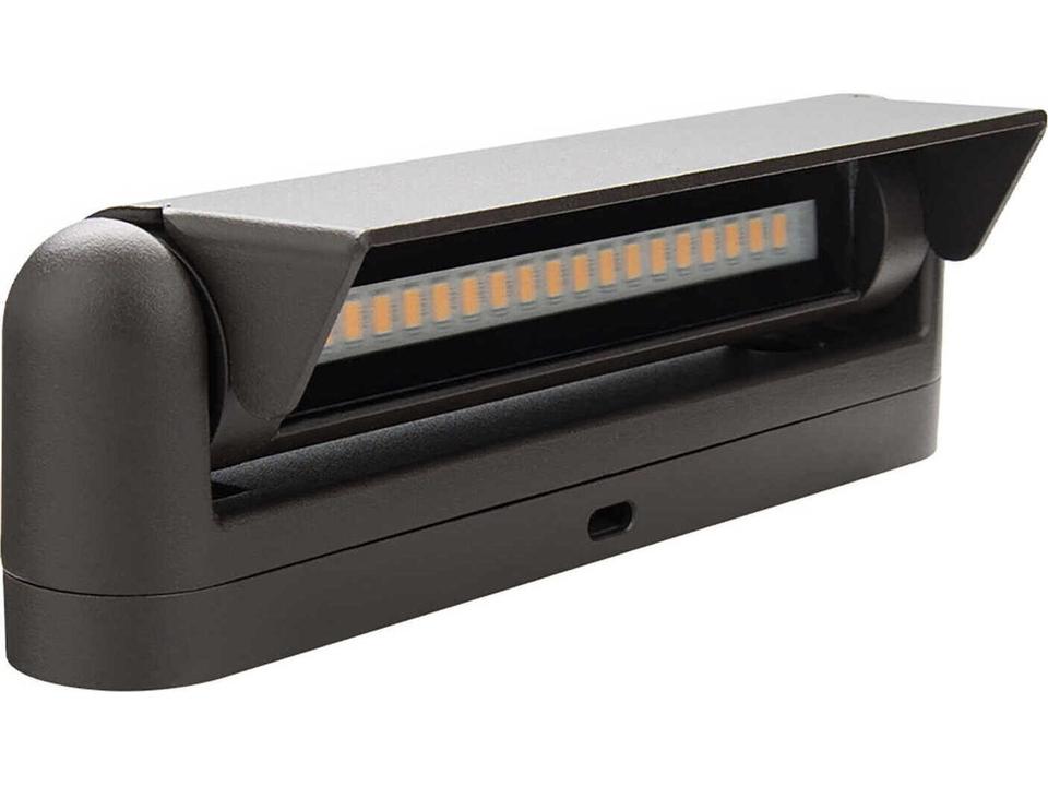 Linear LED Landscape Path Light in Black Aluminum Alloy