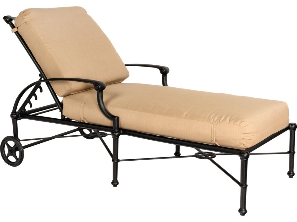 Salona Adjustable Outdoor Aluminum Chaise Lounge