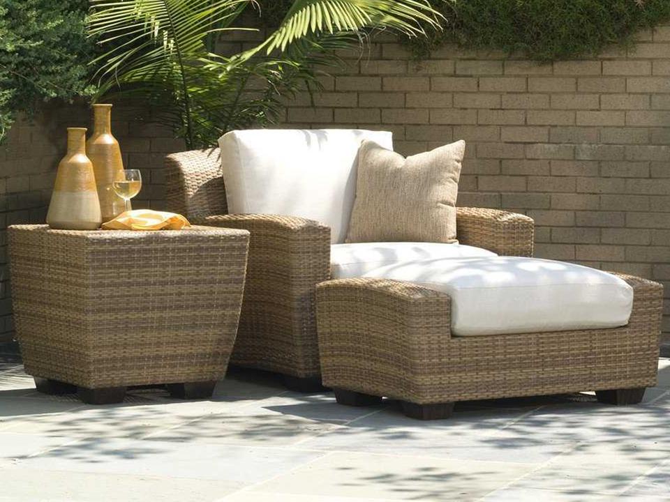 Whitecraft Saddleback Wicker Outdoor Lounge Set