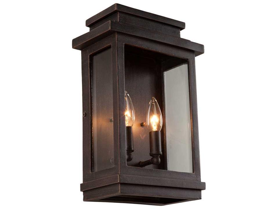 Fremont 2 - Light Outdoor Wall Light