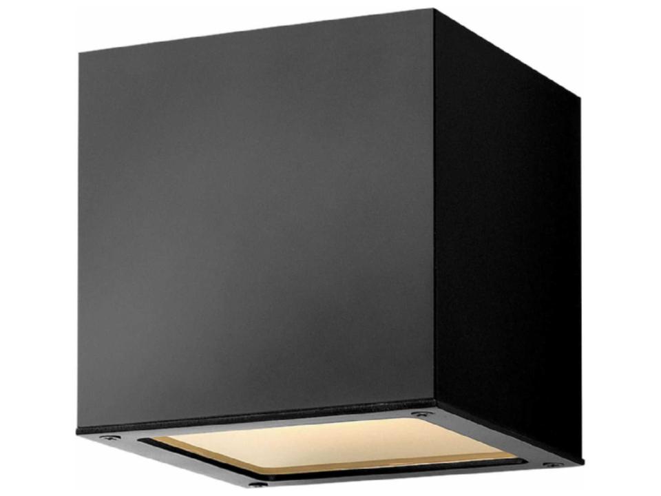 Kube 1 6-Inch Extruded Aluminum 1-Light Outdoor Wall Light in Satin Black