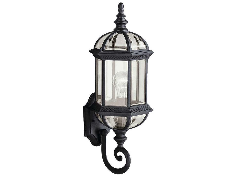 Barrie 1-Light Outdoor Wall Lantern in Black