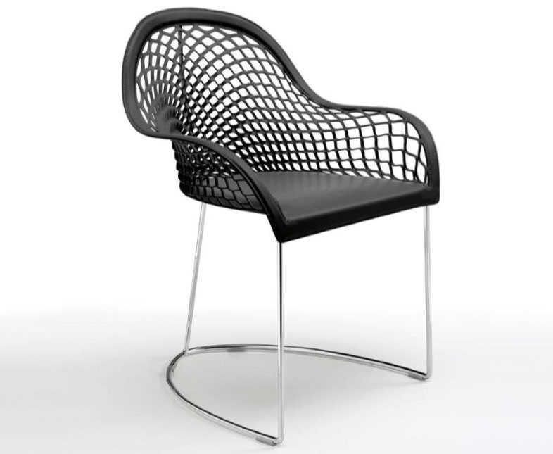 Guapa Leather Black Upholstered Arm Dining Chair