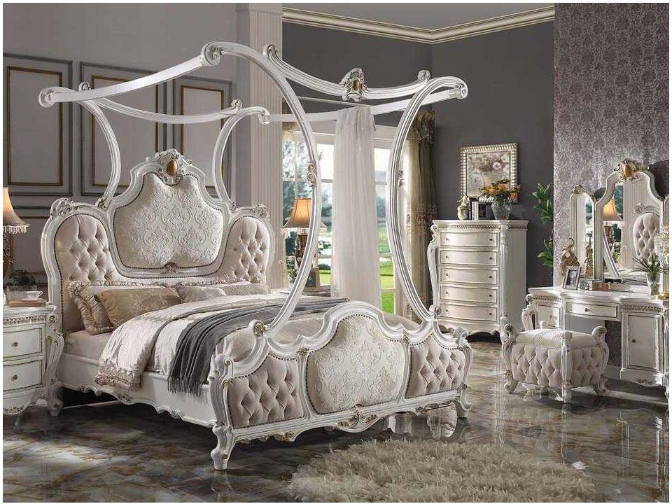 Picardy Bedroom Set