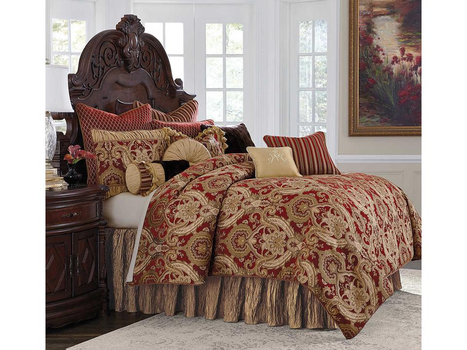 Bedding Lafayette Red Comforter Set