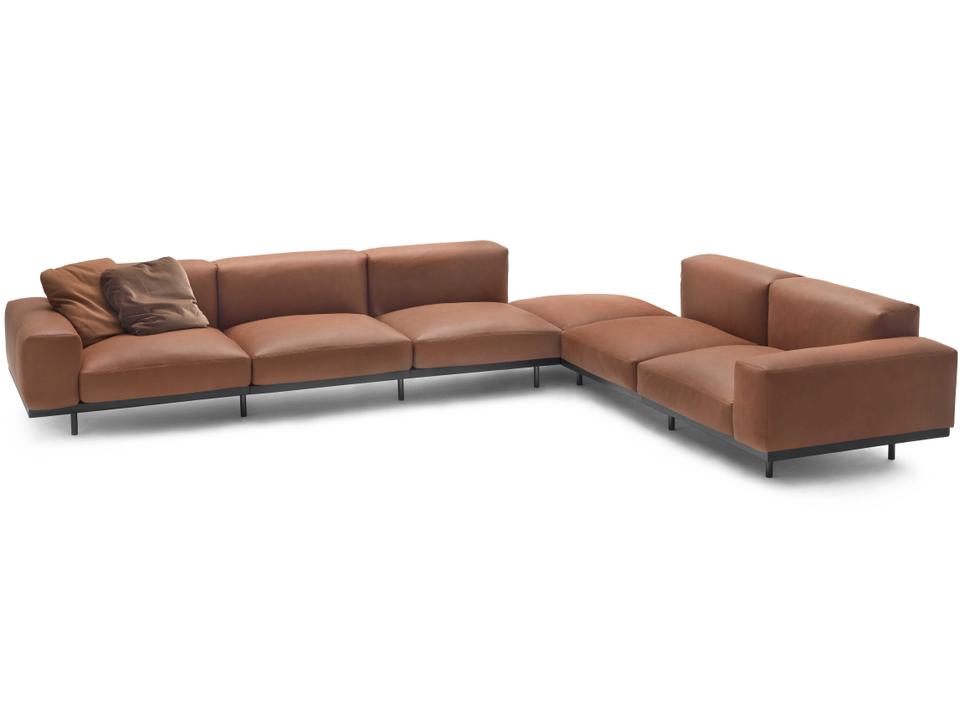 Naviglio Leather Sectional Sofa