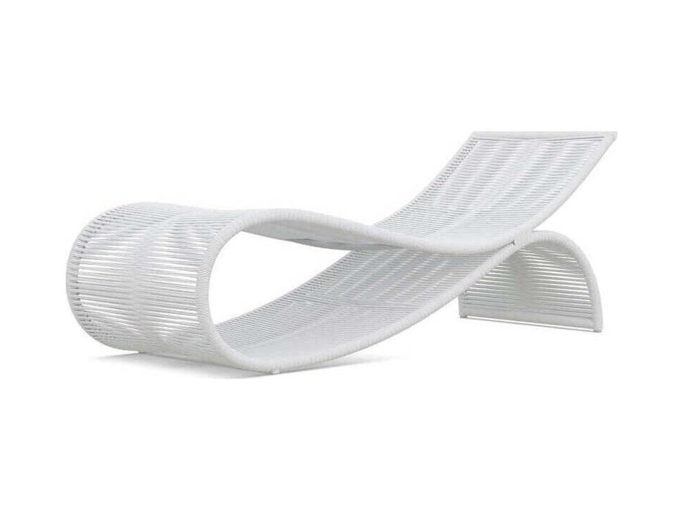 Wave All-Weather Textelene Rope Chaise Lounge in White Mist