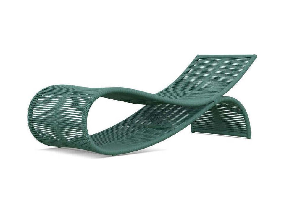 Wave Outdoor Chaise Lounge in Hunter