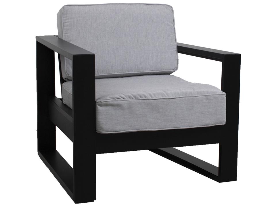 Nordic Recycled Plastic Outdoor Patio Lounge Chair