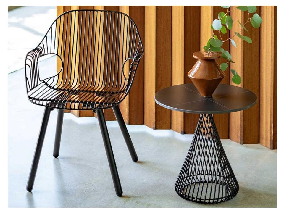 Cono Black Patio Lounge Set