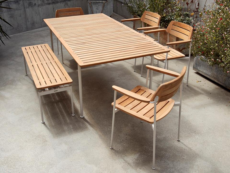 Layout Steel Dining Set