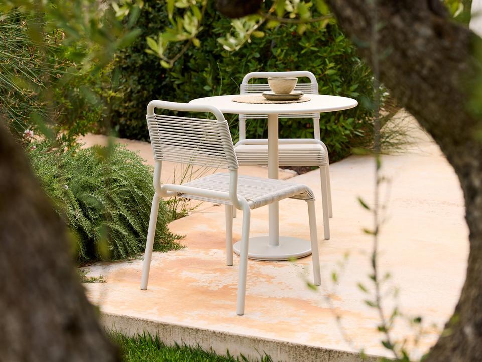 Al Dente Sand Aluminum Dining Set