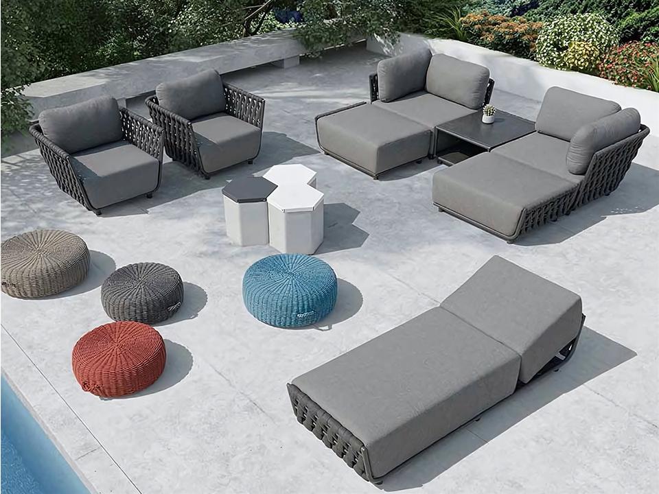 Hug Sectional Lounge Set
