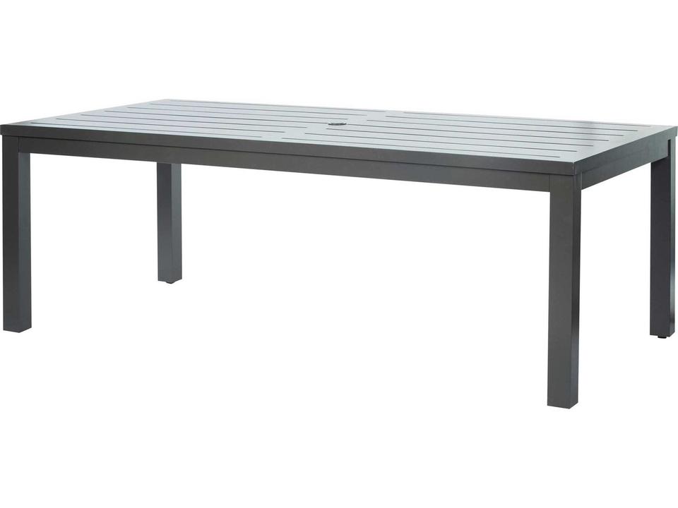 Outdoor Dining Tables