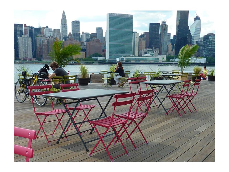 Arc En Ciel Steel Outdoor Dining Set