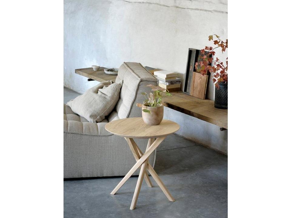 N701 Table Set