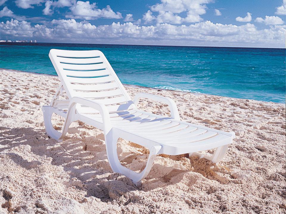 Resin Seating
