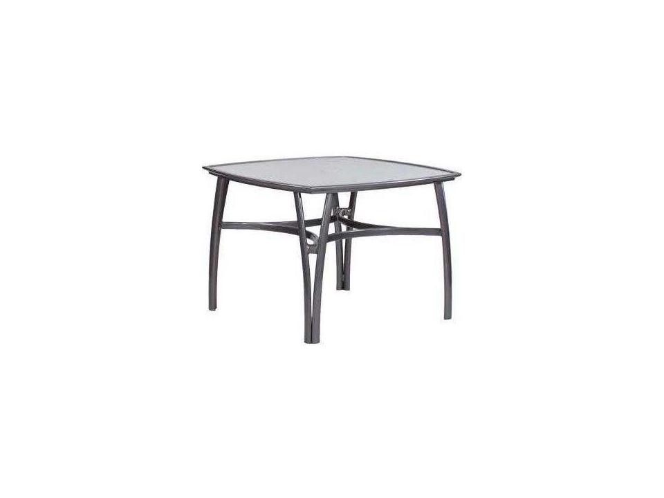 Modone Tables