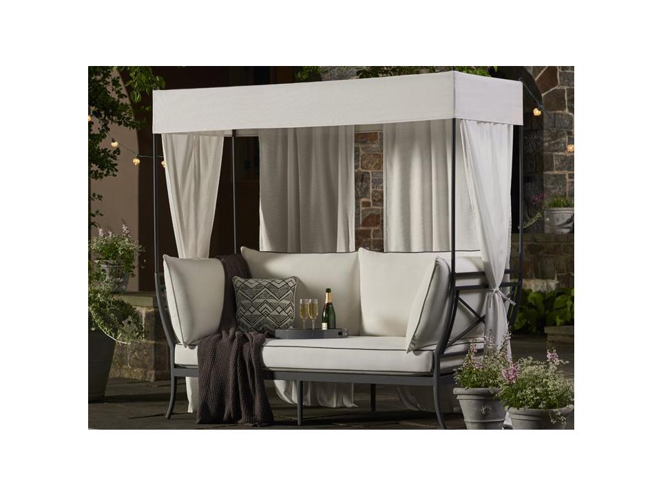 Winterthur Estate Aluminum Daybed Outdoor Patio Lounge Set