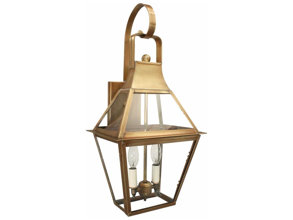 Uxbridge Traditional Outdoor Wall Lantern in Antique Brass