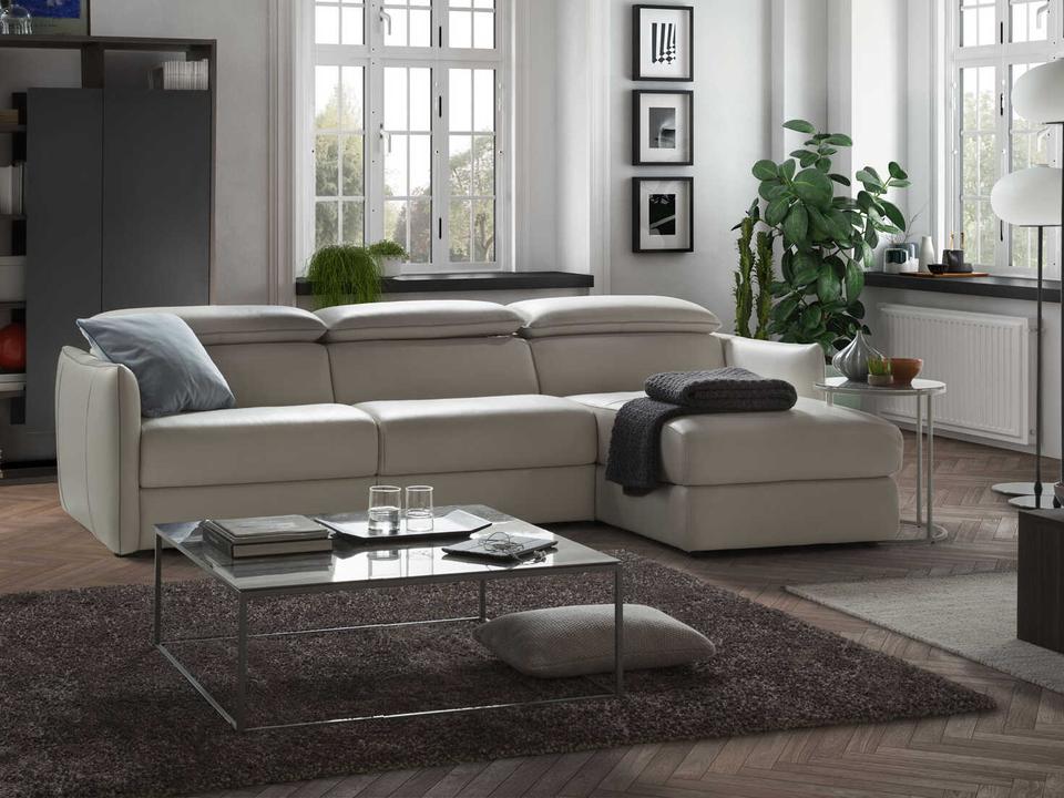 Meraviglia Leather Sectional Sofa