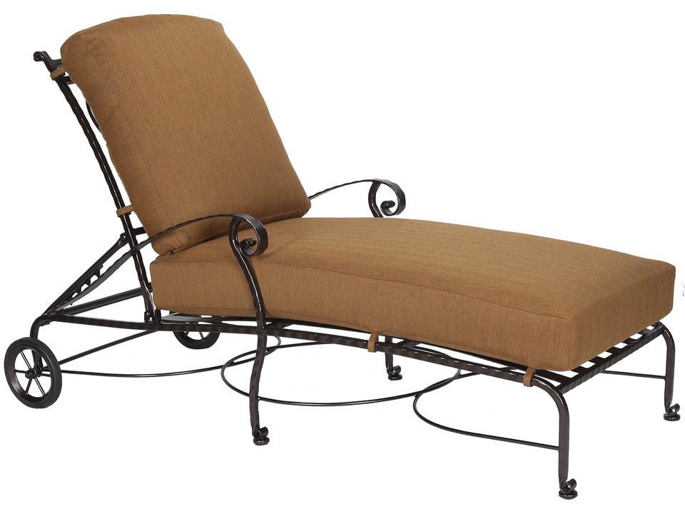 San Cristobal Wrought Iron Adjustable Chaise Lounge