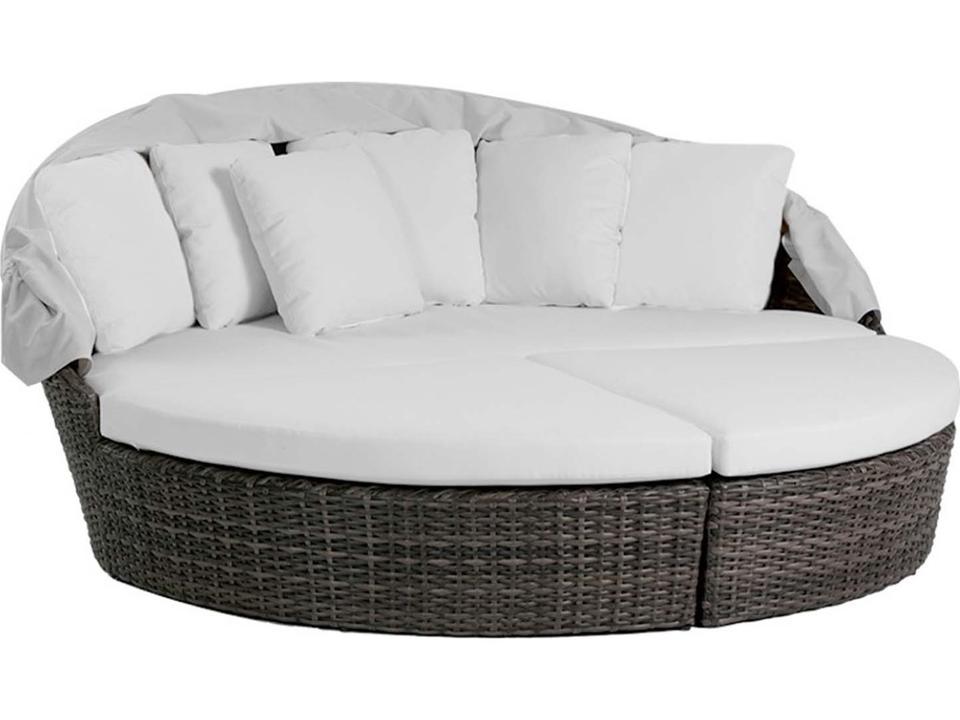 Coral Gables Aluminum Wicker Lounge Bed
