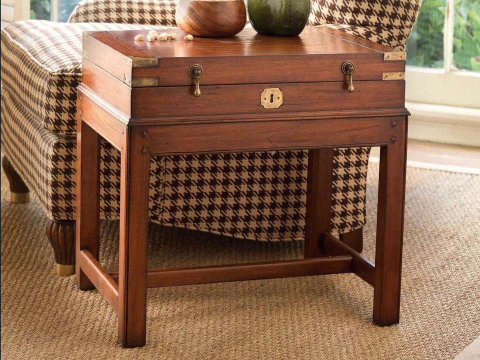 Chesapeake End Table with Storage