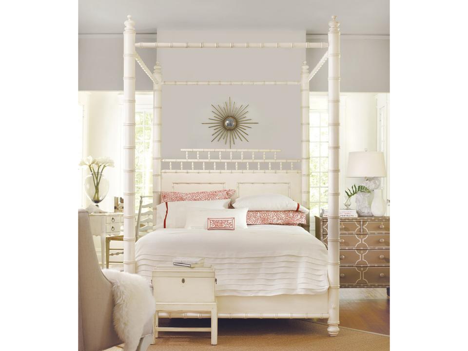 Summerland King Poster Bed in Mahogany Wood
