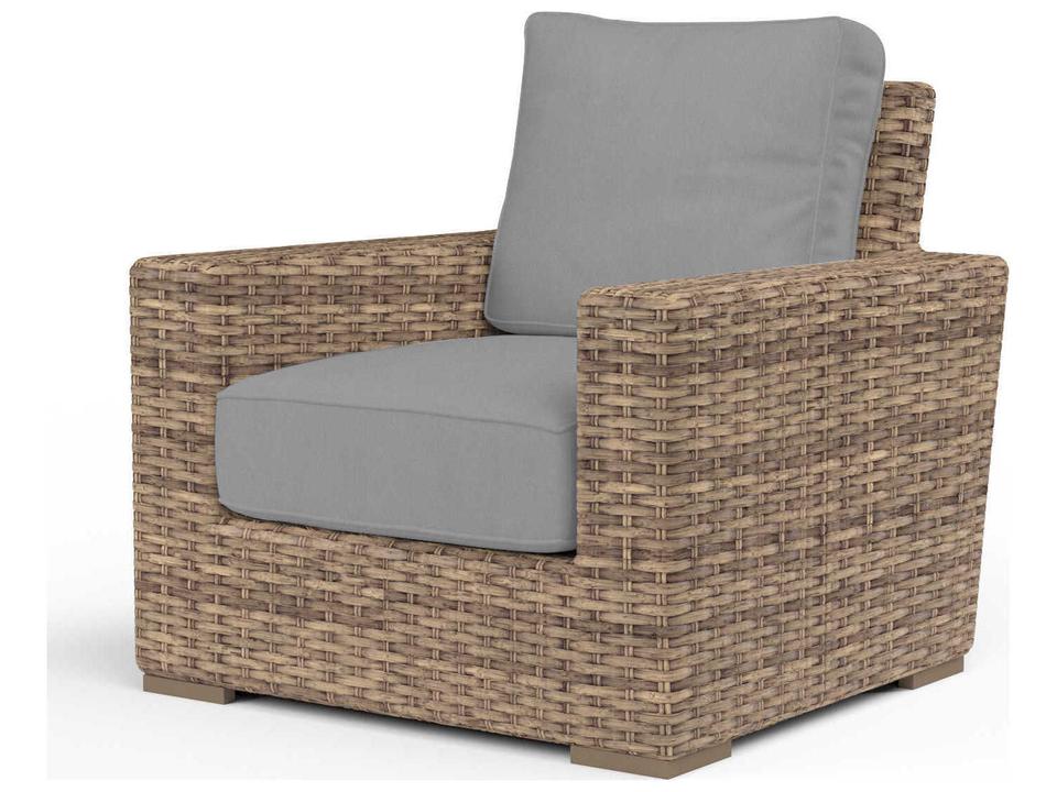 Havana Wicker Cushion Lounge Chair in Tobacco
