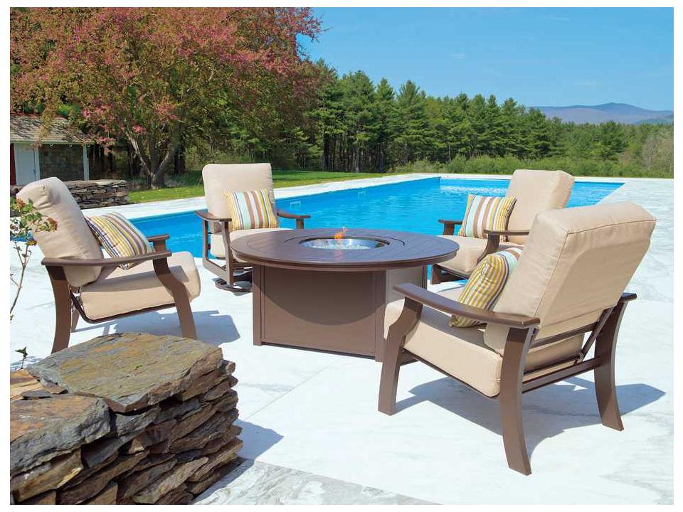St. Catherine MGP Lounge Set