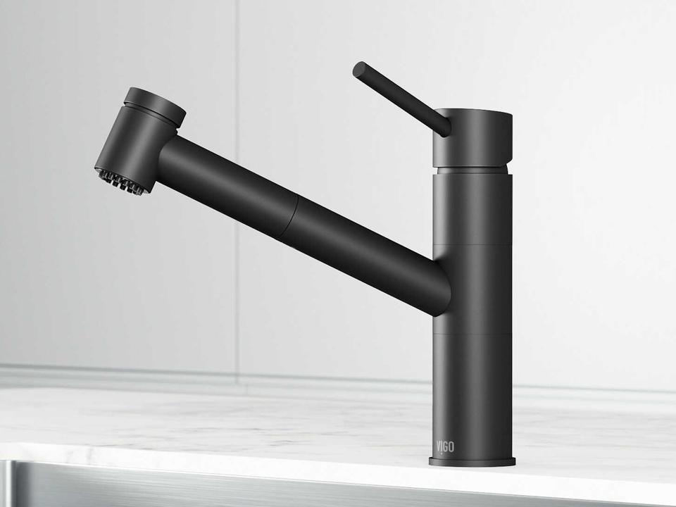 Branson Single Handle Pull Out Spray Kitchen Faucet in Matte Black and Brass