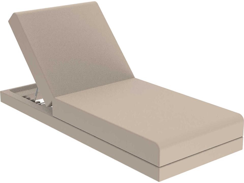 Pixel Sun Lounger in Matte Creme with Acrylic Cushion by Ramón Esteve