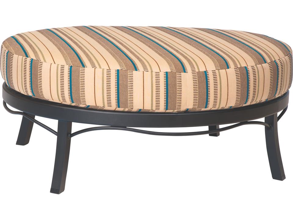 Cortland Cushion Universal Oval Outdoor Ottoman in Aluminum